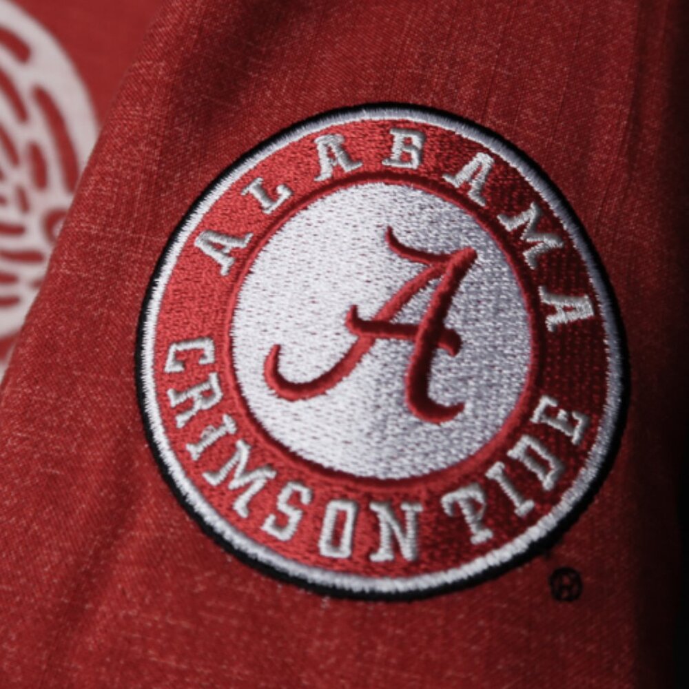 Alabama Crimson Tide Tommy Bahama Crimson Camp Shirt (M) NEW!!! 🏈